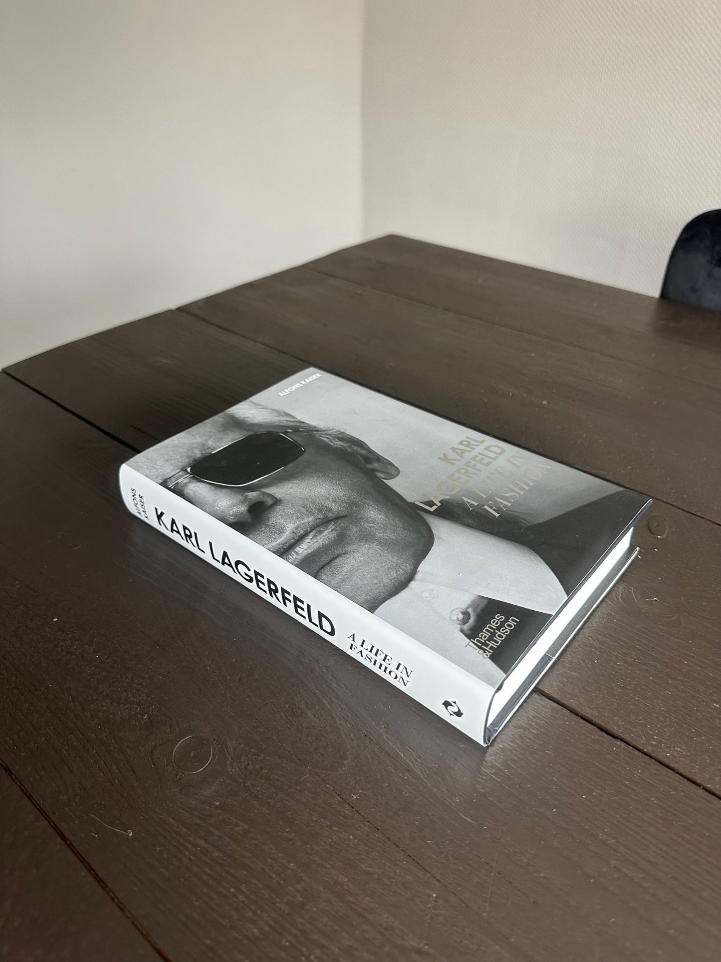 Koffieboek Karl lagerfeld